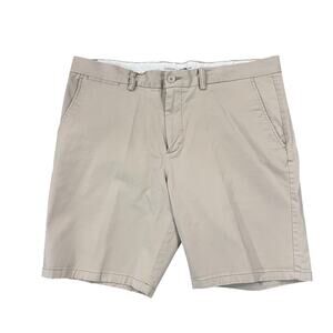 Old Navy Men's Beige/Khaki Ultimate Slim Shorts - SIZE 40